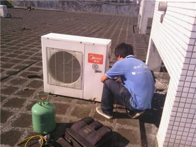 中央空調維修論壇里有關空調維修費用問題